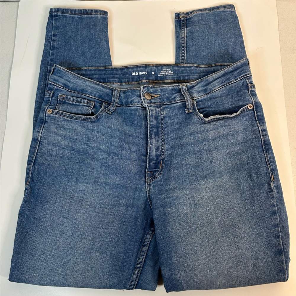 Old Navy Rockstar Super Skinny Jean